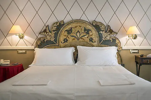 Regina Adelaide Hotel & Spa Garda  4*, Garda (Verona) Italy